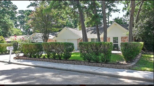 Building Photo - 9515 Ballin David Dr