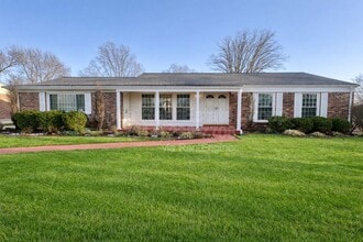 Building Photo - 412 Claymont Dr