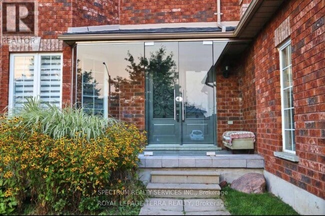 Building Photo - 14 Ruffet Dr