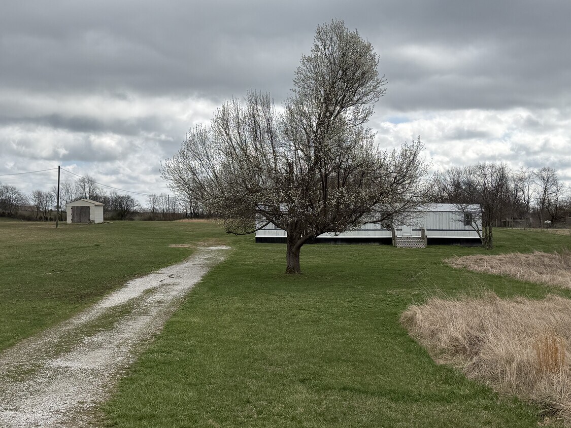 Foto del edificio - 93 Heying Rd