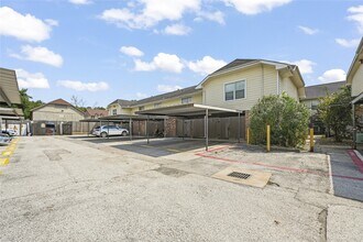 Building Photo - 1520 Sherwood Forest St