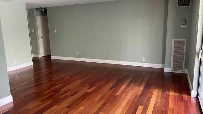 Wood floors in living area - 460 S Marion Pky