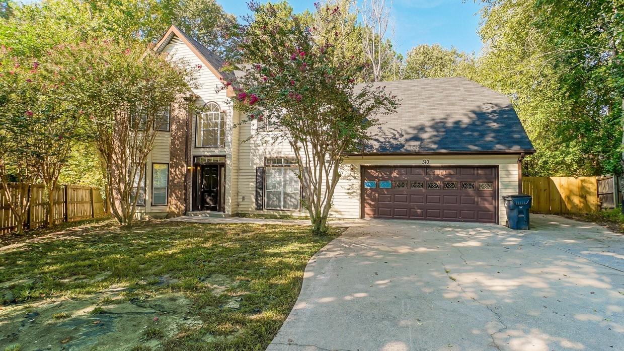 Primary Photo - 310 Indus Ln