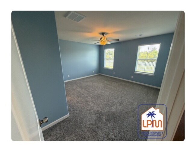 Foto del edificio - Open Concept  3-Bed, 3-Bath with 1,924 Sq. Ft.