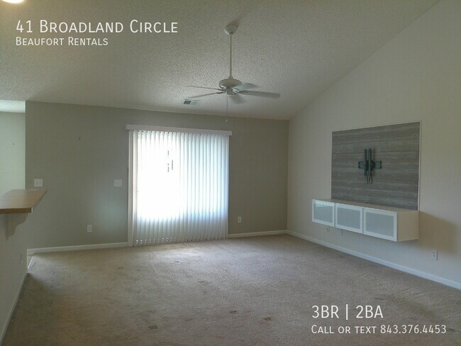 Building Photo - 41 Broadland Cir