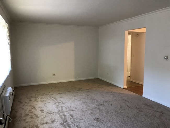 Building Photo - 1035 Todd Farm Dr