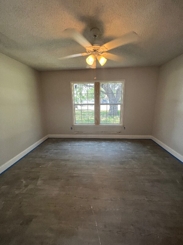 Foto del edificio - 7205 Timbercreek Dr