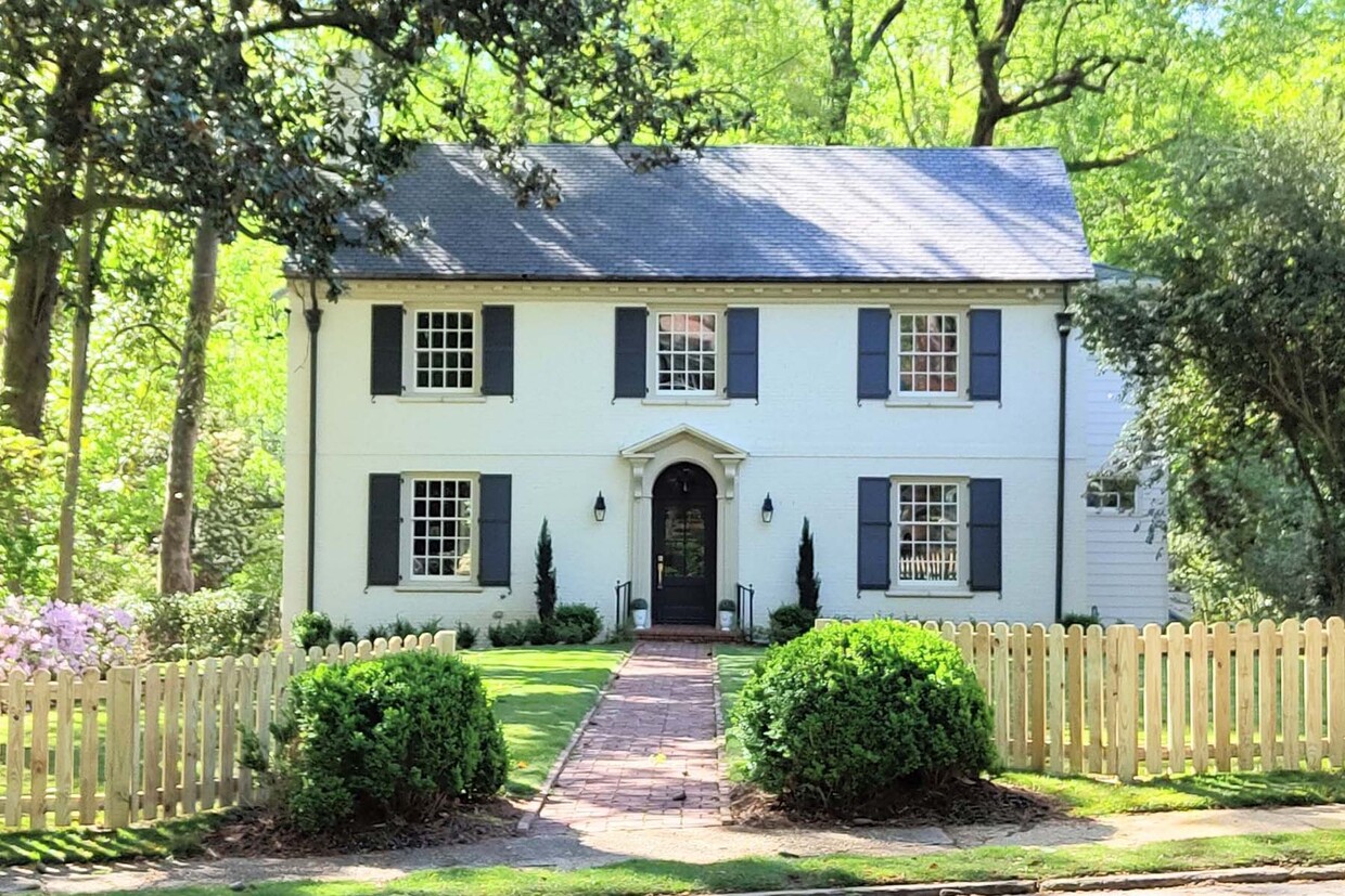 Foto principal - 500 Westover Dr NW