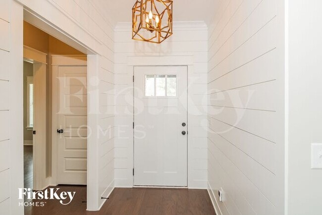 Building Photo - 1433 Woodridge Pl