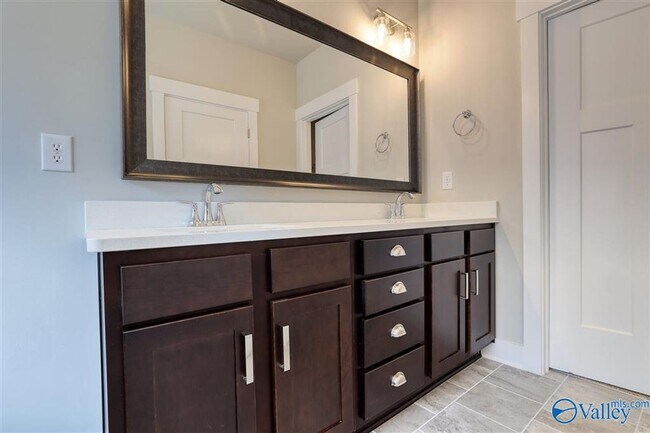 Foto del edificio - Coming Soon!! Lovely 4 bedroom 2 bathroom home in Copper Creek.. Harvest!