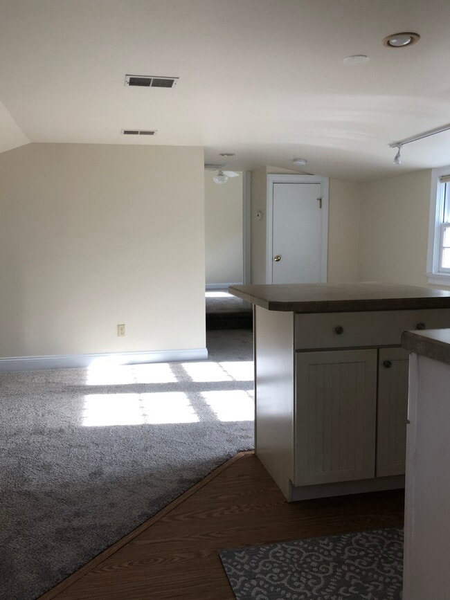 Living/Dining Room - 9 Walnut St