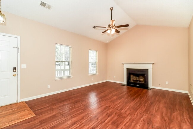 Building Photo - 2070 Cherokee Ridge Trail NW