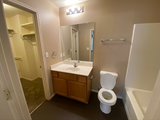 Foto del edificio - 1106 82nd St