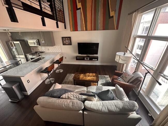 Foto del edificio - 807 18th Ave S