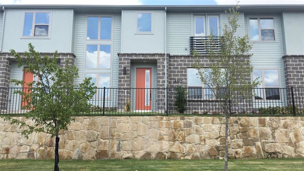 Primary Photo - 430 Bonfield Dr