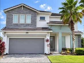 Building Photo - 3870 Oakville Ave