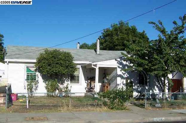Building Photo - 1924 Deodar Ave