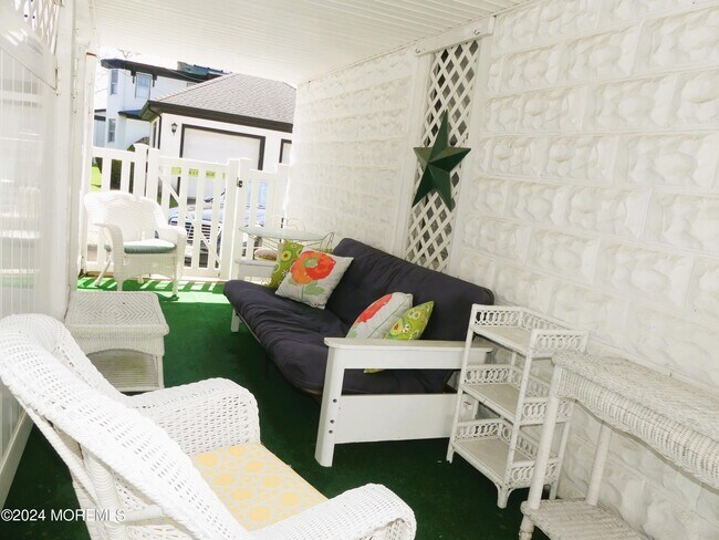 Foto del edificio - 407 Garfield Ave