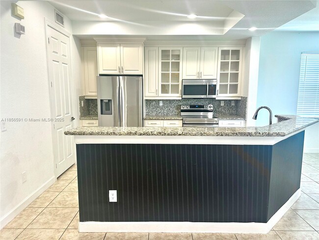 Foto del edificio - 8231 NW 127th Ln