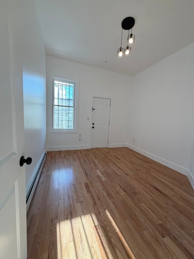 Building Photo - 224 Old Bergen Rd