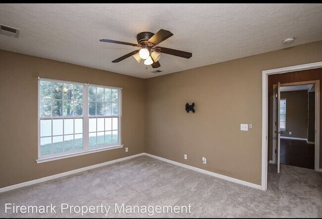 Foto del edificio - 3 br, 2 bath House - 3117 Demetros Place