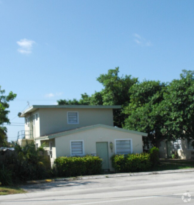 3740-3744 Hallandale Beach Blvd Hollywood, FL 33023 ...