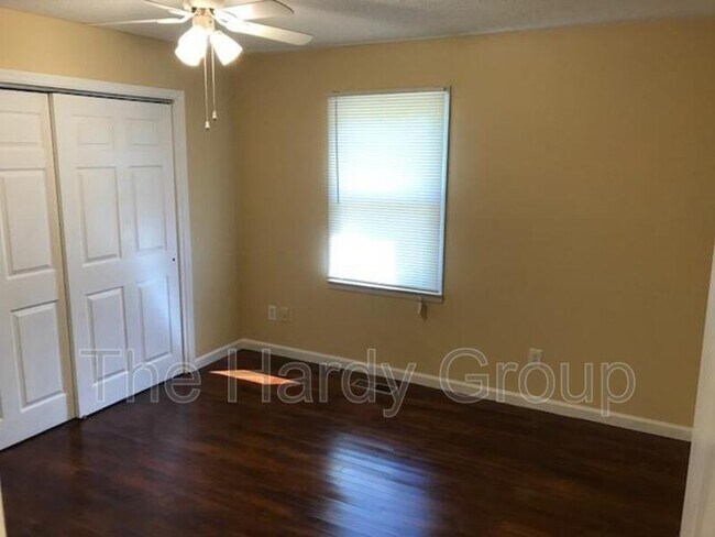 Foto del edificio - 800-B N Vine St