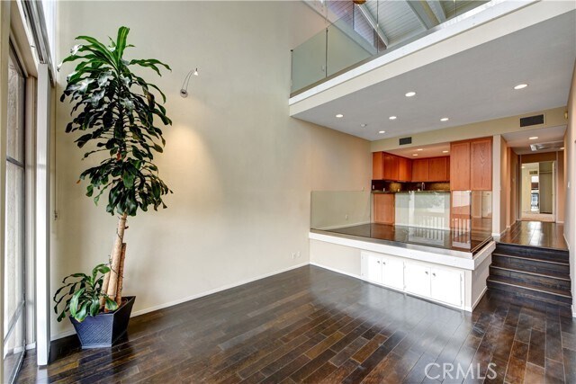Foto del edificio - 6316 Marina Pacifica Dr N