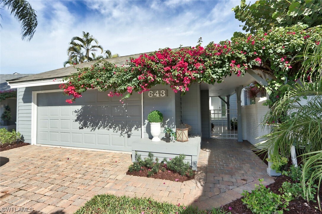 Foto principal - 643 Bridge Way Ln