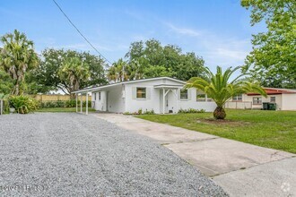 Building Photo - 729 Sailfish Dr E