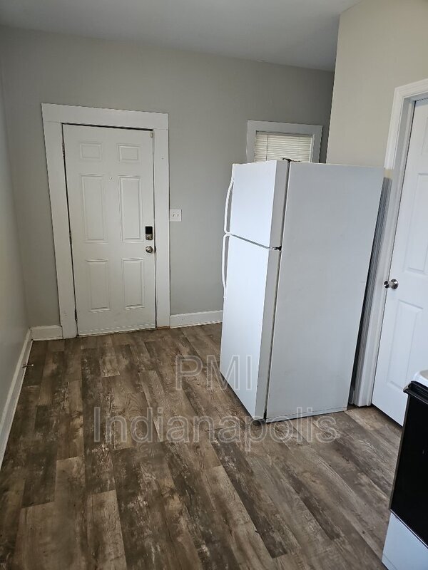 Foto del edificio - 1540 N Grant Ave