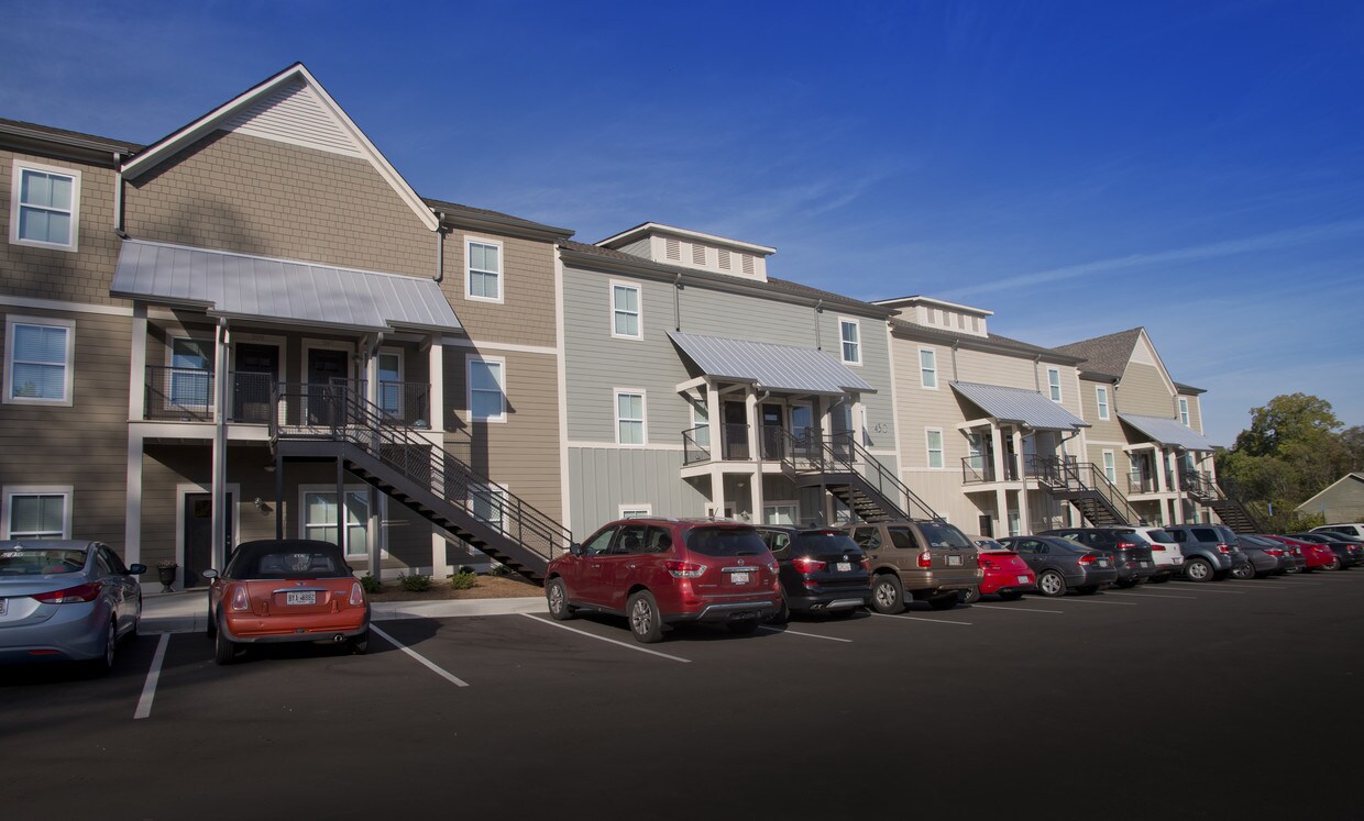 430 N Clarke St, Milledgeville, GA 31061 Apartments in Milledgeville