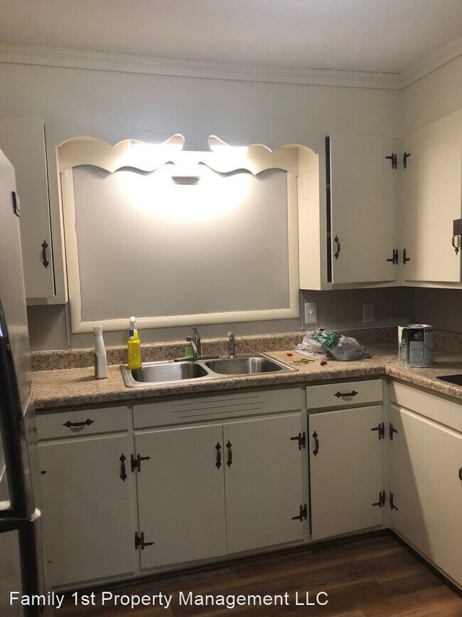 Building Photo - 3 br, 2 bath House - 1302 Old Estill Sprin...