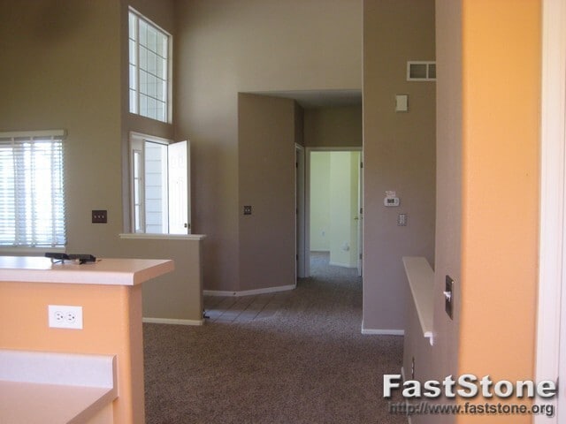 Foto del edificio - 2 bedroom Ranch townhome backing to Thornc...
