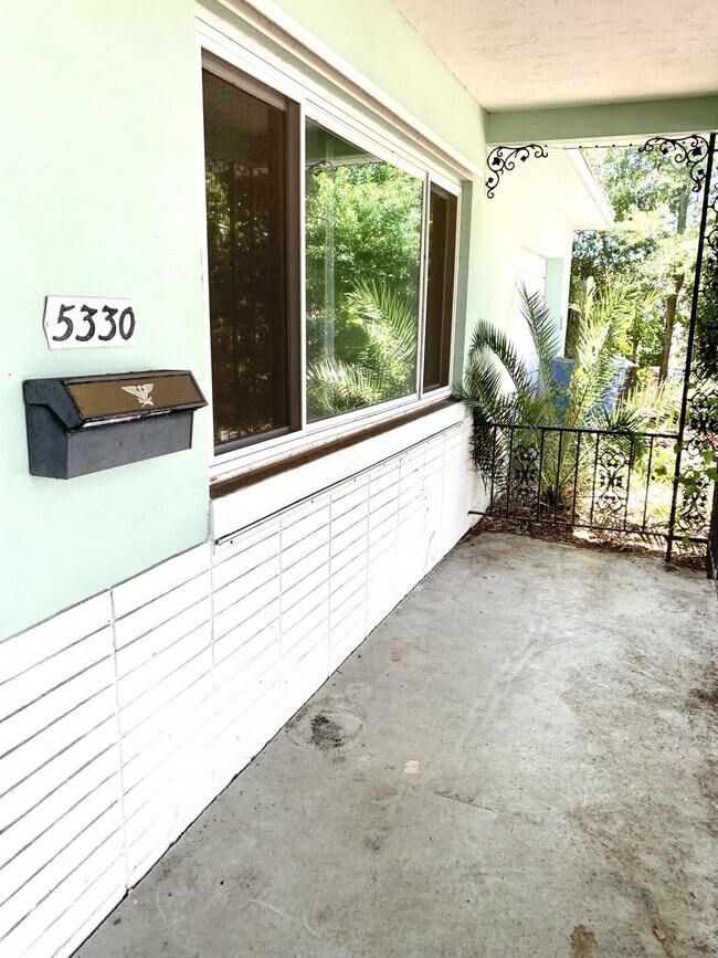 Foto del edificio - 5330 25th Ave N