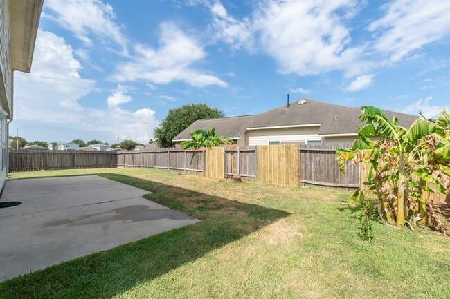 Building Photo - 14234 Englewood Park Ln