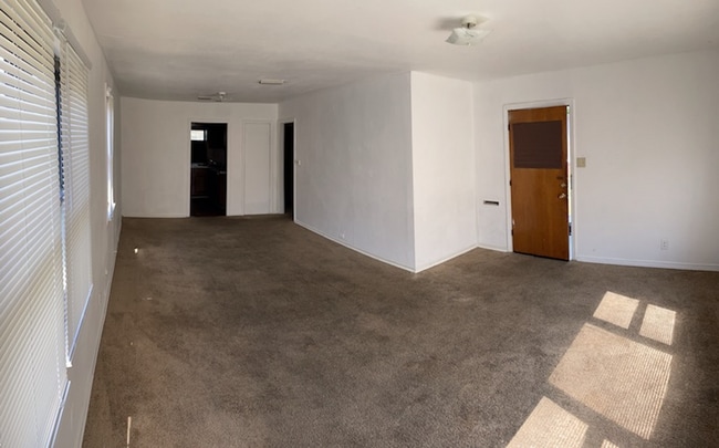 Building Photo - 3132 Looney St