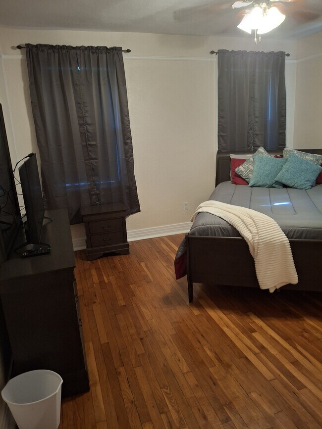 Building Photo - 5625 Canal Blvd