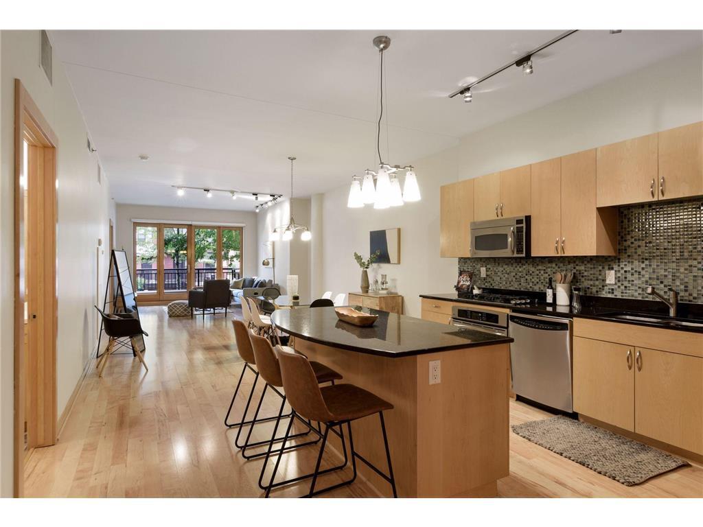 Primary Photo - 401 N 2nd St