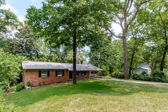 Building Photo - 516 Arrowhead Trail