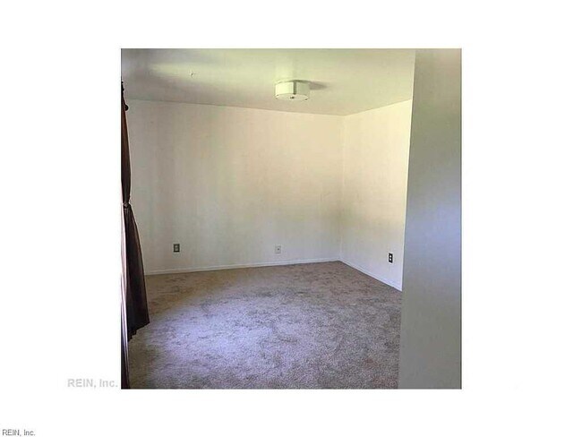 Building Photo - 653 Aragona Blvd