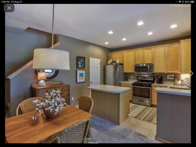 Foto del edificio - 14628 Sumter Ave
