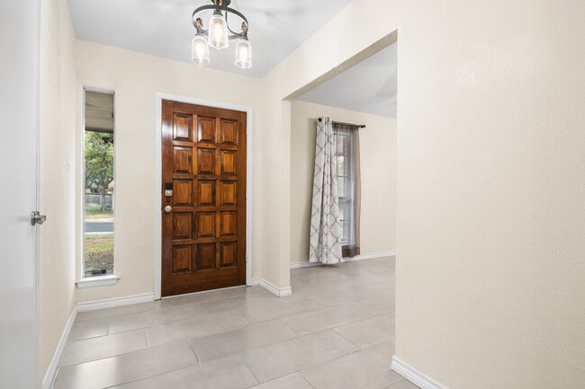 Building Photo - 8310 Watch Tower St