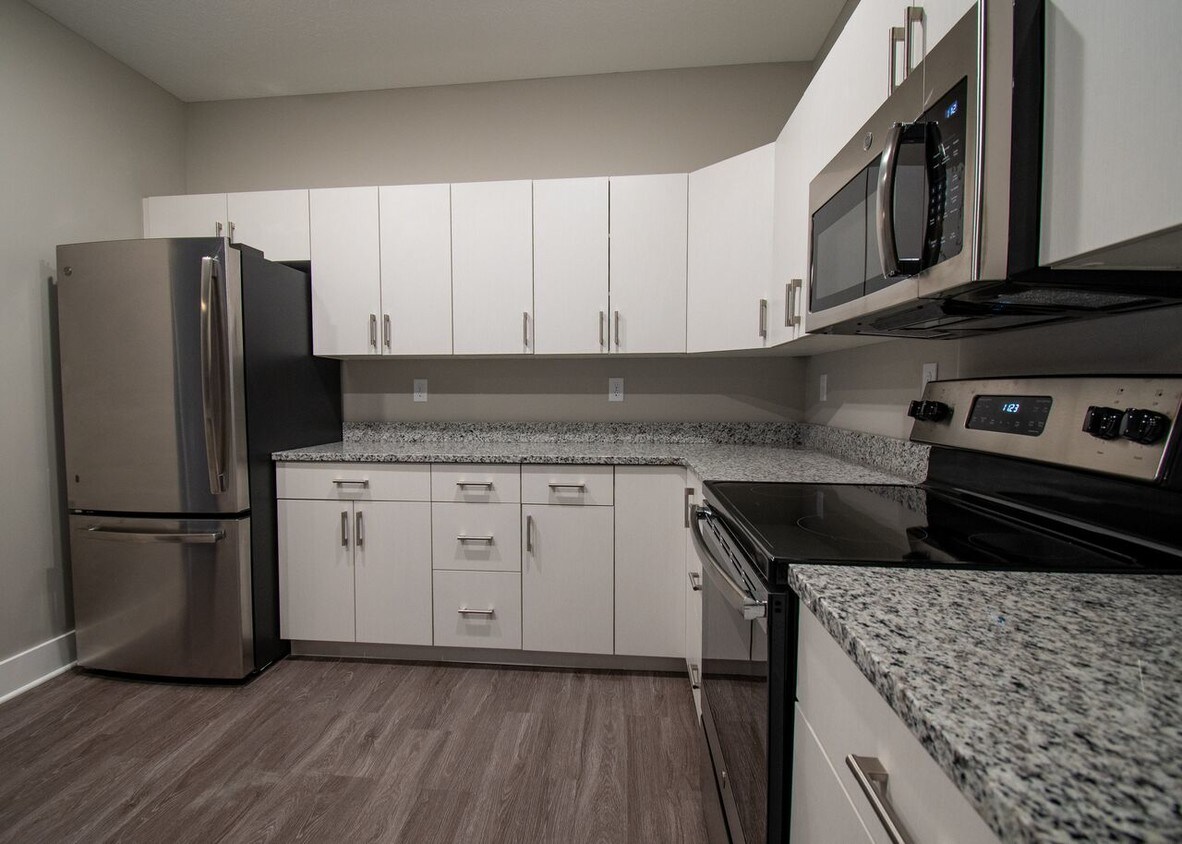 Foto principal - 3212 Brookside Dr
