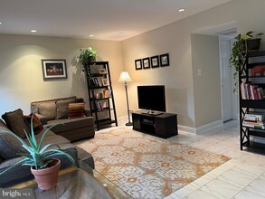 Building Photo - 1750 Westwind Way