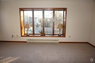 Building Photo - 33 King Philip Rd