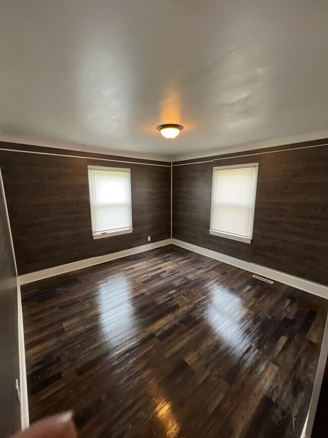 BEDROOM 1 - 905 N Layton Ave
