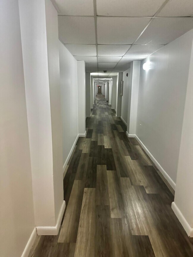 Foto del edificio - 4158 Inverrary Dr