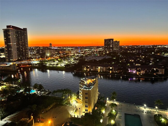 Building Photo - 3800 S Ocean Dr