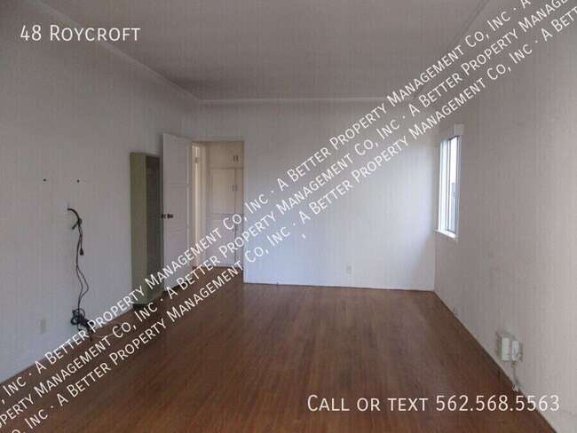 Foto del edificio - 48 Roycroft-